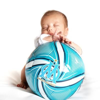 CNR2_0_'s profile picture. AUX ARMES..  Il suffira d'un signe 
                                       https://t.co/S7ae46fPzr  /https://t.co/JX2bprQht6