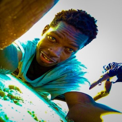 Ellyhood11's profile picture. Kenyan 🇰🇪 | Liverpool Fan | A Maniac & A Lover of Art.