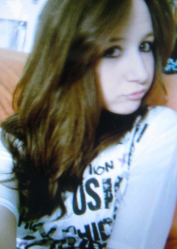 CeliineBelieber's profile picture. I am 13 years old, my best friend is Evy ( Evelyn ). My birthday is on 19th September 1998..