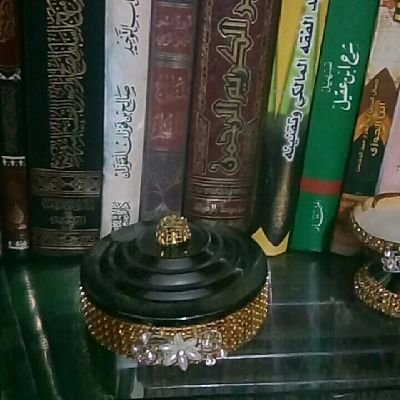 السلفي عزيز عند السلفيين ومهان عند الجهلة والمخالفين