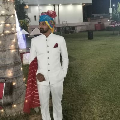 Deepend85050150's profile picture. blue blood