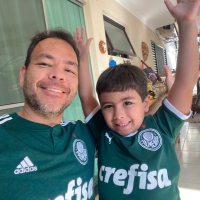 Após 9 meses dentro de uma Corinthiana, criei anticorpos suficientes para 51.000,00 encarnações. Amo minha Família e o Palmeiras...