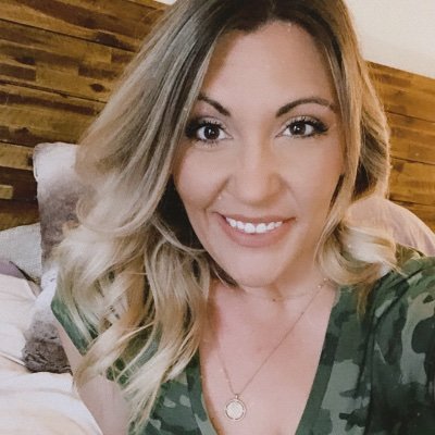 KaylaStover's profile picture. 