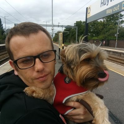 BenBerry1986's profile picture. who remember when someone had to knock on ur door to call u a bitch!!!!