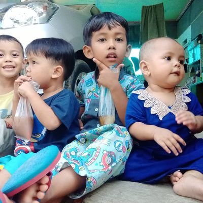 Way24075109's profile picture. tukang neangan duit