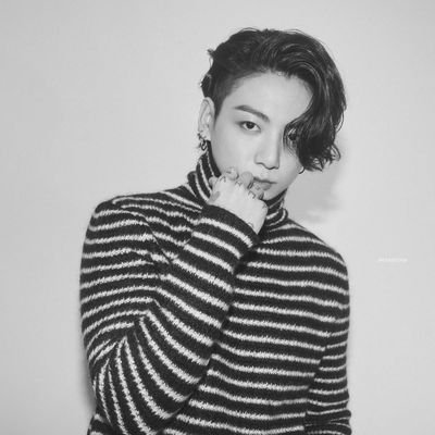 Do I look like a Grammy nominated artist's fan? coz I am.! //
Fan account (she/her)//
@BTS_twt BTS ot7