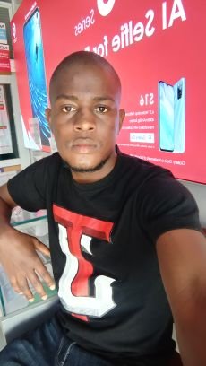 Kajwang13's profile picture. my charming smile