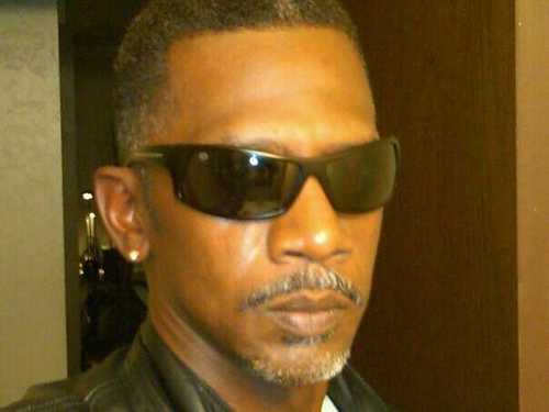 swingingdatiron's profile picture. 