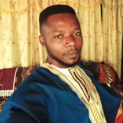 AsanteLouis13's profile picture. 🎂🎂🍾🍾🍷🍷🍸🖕