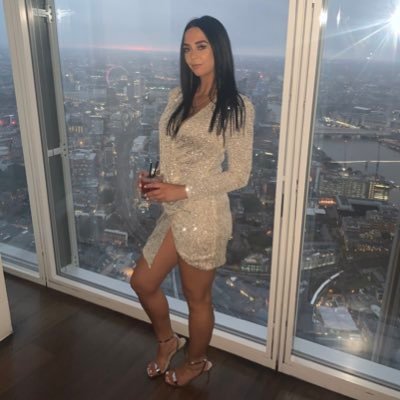 KellyPapps's profile picture. 