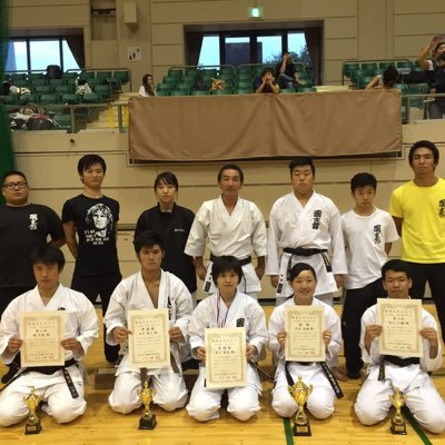 国士舘大学 至徳会(しとくかい)空手道部です👊世田谷キャンパス柴田会館空手道場にて活動しています(毎週金曜日18:30～21:00)。部活で空手をやっていた人、道場生、初心者等大歓迎です！！#国士舘大学 #春から国士舘 #空手道 #空手