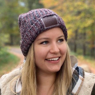 AnnaSantowski's profile picture. 