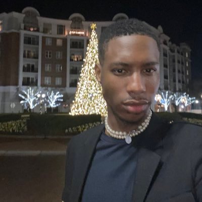 TopTierNate's profile picture. Real top tier shit I’m an original vampire werewolf hybrid name Niklaus Mikaelson 😈