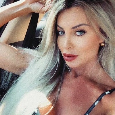 _fernandaclh's profile picture. Having fun & eyes open👀 Believing in humour - best laugh at myself😍 #single 💖 LIFE IS GOOD😜