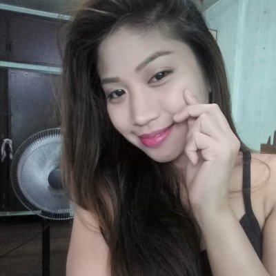 Simple person easy to get hurt & to get laugh, loving,friendly,strong independent woman.also interested to the out of town with my family & even friends