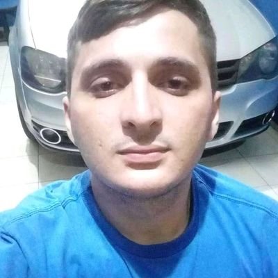Sigo tentando fazer o bem para viver uma vida sem arrependimentos onde o amor é o item mais valioso.