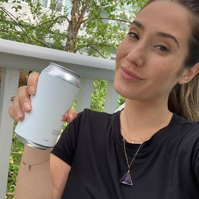 isabellegulliv2's profile picture. Tout se que j'écrit n'engagent que moi...