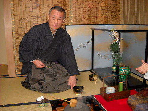 福岡九州のマーケティング・リサーチとコンサルティング専門会社、（株）ジーコム代表、会長職を経て相談役になりました。 https://t.co/Nq1bZ9eU9N  台湾、中国、ベトナムでのビジネスも進めており、平和で幸福な社会づくりに貢献したいと考えています。ラグビー、米国黒人音楽、アジア、グルメ、お酒が好き。