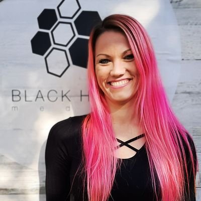 #indiedev #gameDev #womenWhoCode 💻🎮
Co-Founder/Software Engineer @BlackHiveMedia