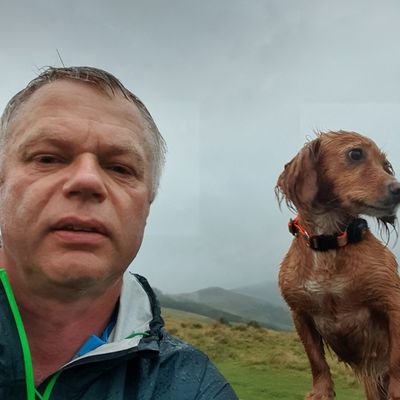 Works as a podiatrist to link function with injury/performance improvement. Love being in the Peak District with family & Pip the Cocker. MTB, Run, SUP, Cook