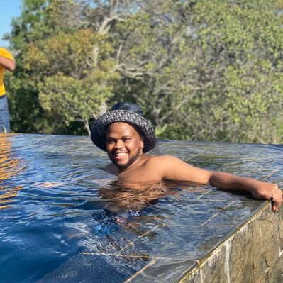 siphz's profile picture. Adventurous, driven gifted Black cyber proffesional.