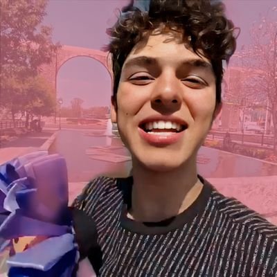 sadysuri's profile picture. BLACK