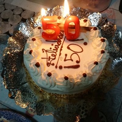 jeanlui70's profile picture. Jurista i bibliotecari, amant de la bona música, els llibres, el comic i el teatre. Gaudeixo del basquet i el futbol, com d'un bon dinar entre amics