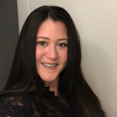 Michell65813008's profile picture. 