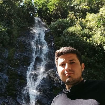 Mercadólogo, amante de la libertad, pensamiento progresista. No defiendo un partido sino una ideología.