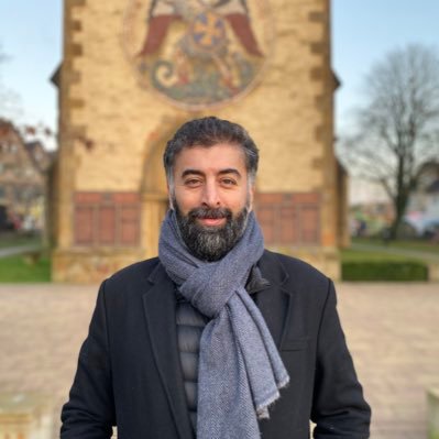 Rechtsanwalt. Sozialdemokrat. Berliner. OWL-Dauergast