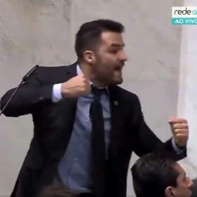 Conta de apoio voluntÔrio a Futura Candidatura a Governador de São Paulo de Arthur do Val (Mamãe Falei).
Conta oficial: @arthurmoledoval