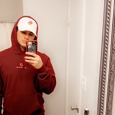 StyEdgar's profile picture. Find Paradise. 🇸🇻