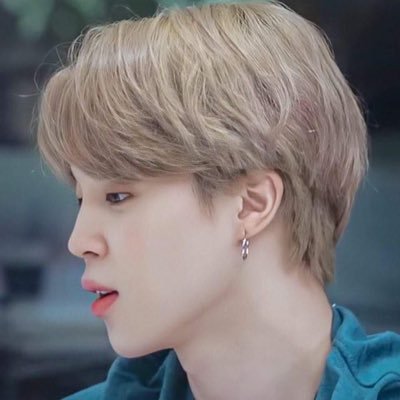 BTS fan account/ i stan the right group/#BTS #BTSARMY #JIMIN 🐥 OT7