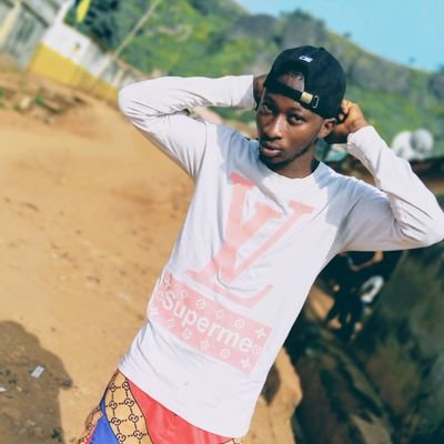 Youngst70211472's profile picture. Am a musician 
Love singing inspiration music