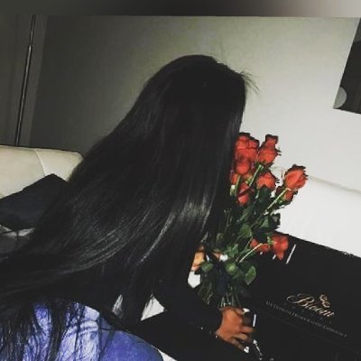 paOlaOO2's profile picture. 