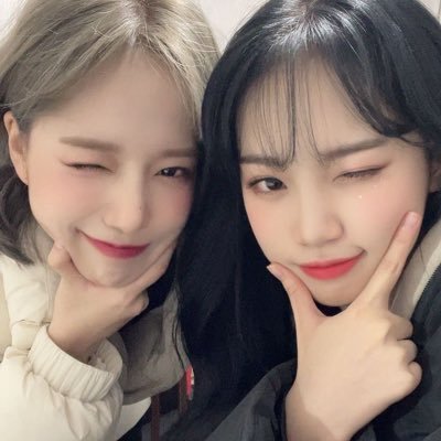 for #아이즈원’s kim chaewon and jo yuri