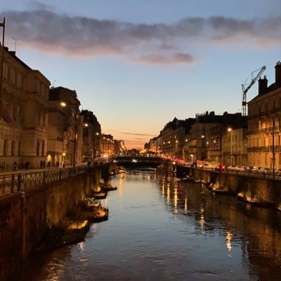 LglPauline's profile picture. 