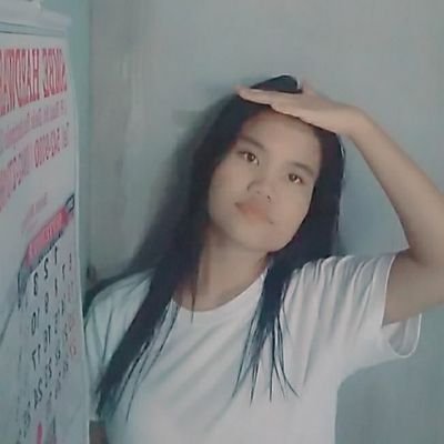 RepanaMaria's profile picture. Too lazy to think a bio🤧👉👈