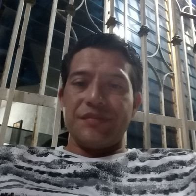 Trataré de ser feliz, aveces es mejor un día medio nublado para no quemarnos la piel ya sea en el trabajo. (No vivo en Puebla). Trabajo para
@ JurisVeracruz .