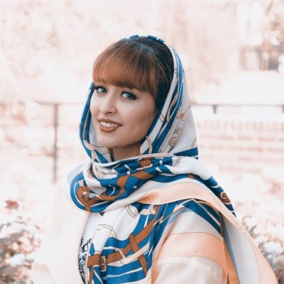 گاهی وقتا بهترین انتقام اینه که لبخند بزنی و بگذری ✨♥️
SOMETIMES THE BEST REVENGE IS TO SMILE AND MOVE ON .