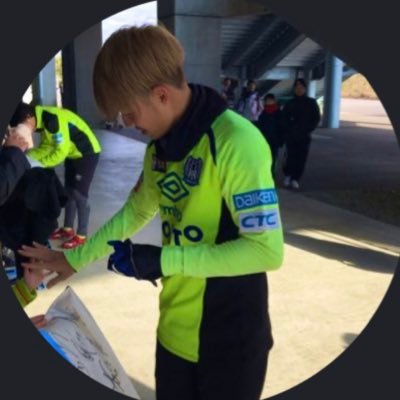 YATTO8100's profile picture. 青と黒、ただそれだけ。