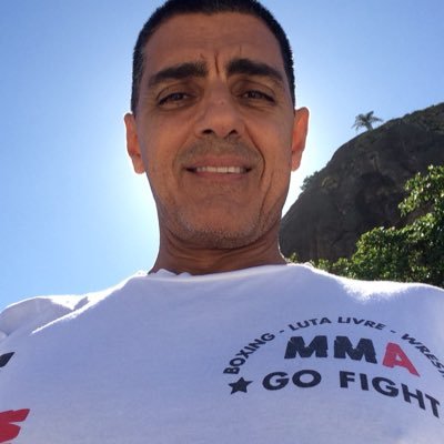 MatosRonsldo's profile picture. Melhor JAIR se acostumando... Armamentista,antiaborto,patriota, conservador, cristão, amante dos animais,natureza,Olavista, Bolsonarista e black belt Muay Thai.