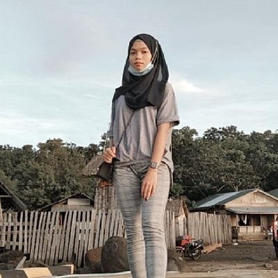 estrellas_i's profile picture. •𝓫𝓫𝔂 𝓻𝓪𝔂𝓪𝓷𝓰_ 𝔃𝓮𝓻𝓸 𝓼𝓲𝔁 🥀