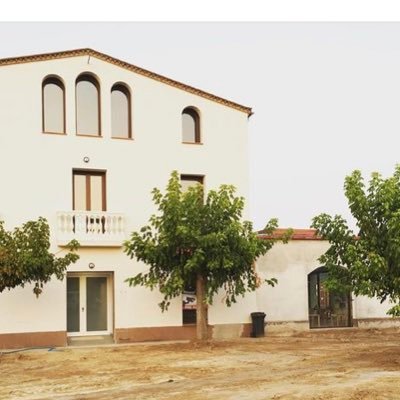 🌻Montessori Infantil i Primària🌻Contribuint al desenvolupament de les habilitats dels infants, fomentant la seva autonomia, educant per a la vida.