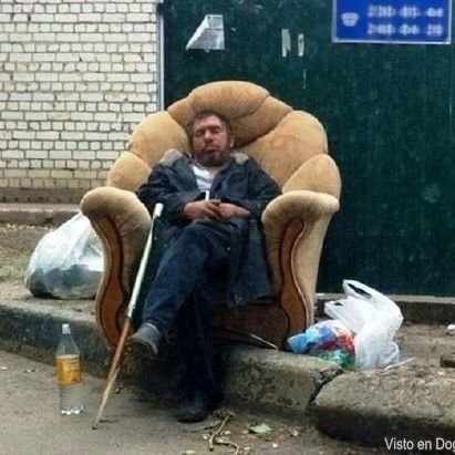 nonobur's profile picture. El mas de los menos y el menos de los más.
 Cooperar en todo momento.
Cristiano y peronista