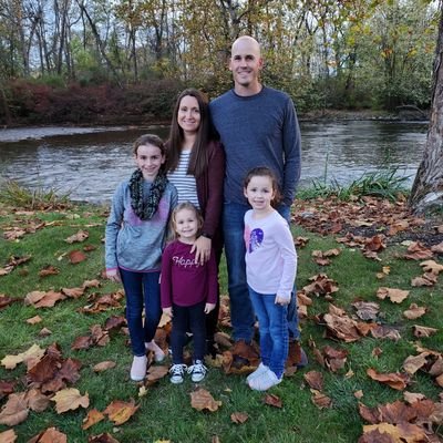 YoheShawn's profile picture. Husband and Father