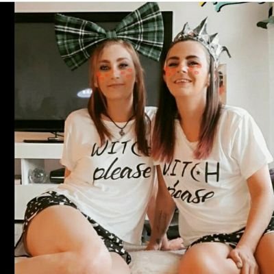 KateyElder's profile picture. 🇳🇬 Hibs 🇮🇪

🏴󠁧󠁢󠁳󠁣󠁴󠁿 Saor Alba  🏴󠁧󠁢󠁳󠁣󠁴󠁿

🖤🧙‍♀️♈