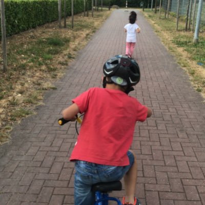 HalaAlkabalan's profile picture. Du❤️Keiner denkt wie du . Keiner fühlt wie du. Keiner lacht wie du. Und keiner liebt mich wie du