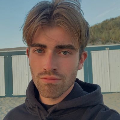 📍Amsterdam, 23 y/o. 🖖🏽 Professional whiner. Dutchie from Amsterdam. insta: sventje