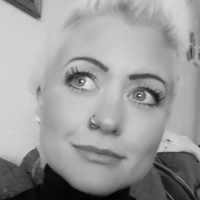 Digital abstract Artist / Traveler / Paranormal enthusiast / Tarot Card Reader / Spiritualist / Children's Books Narrator